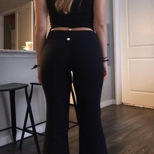 lululemon yoga pants
